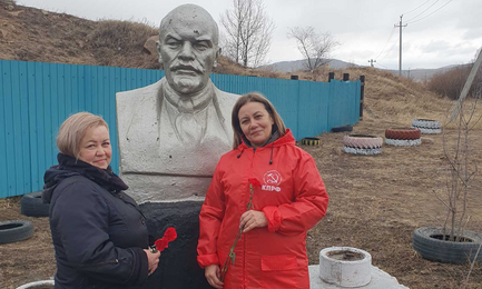 Забайкальцы сохранили бюст Владимира Ленина